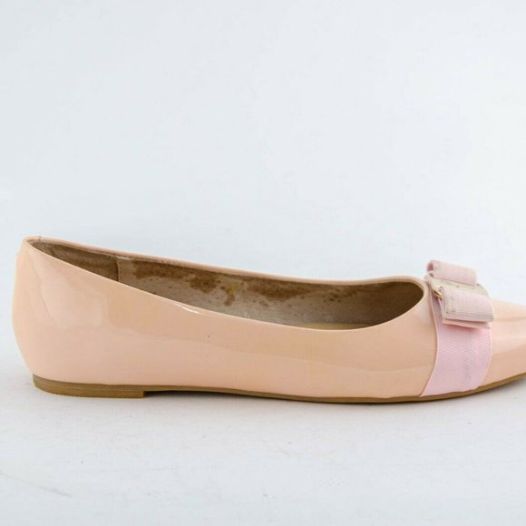 Salvatore Ferragamo Vara Bow Patent Leather Flats - Picture 2 of 6